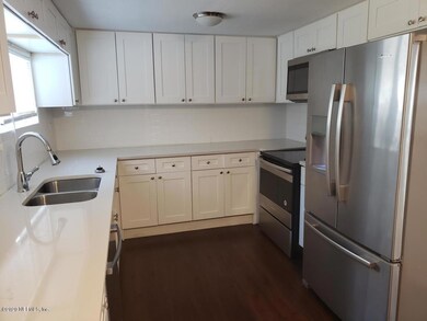 2019 Lake Shore Blvd, Jacksonville, FL 32210 - photo 4