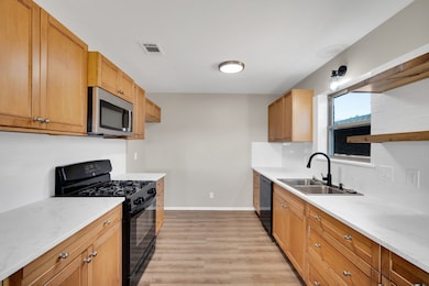 221 N Edgefield Rd, Waxahachie, TX 75165 - photo 5