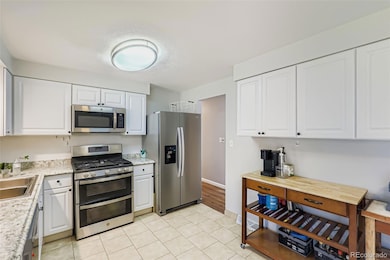 3225 Carson St, Aurora, CO 80011 - photo 6