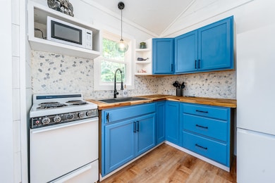 kitchen2
