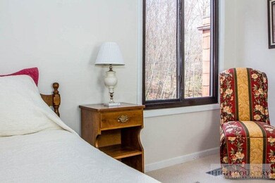 471 Adams Apple Dr unit 3, Banner Elk, NC 28604 - photo 4