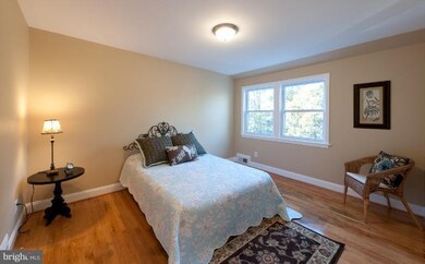 1419 Kitmore Rd, Baltimore, MD 21239 - photo 3