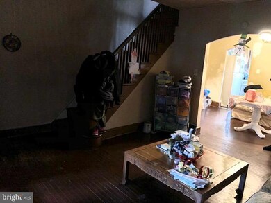 321 Darby Terrace, Darby, PA 19023 - photo 4