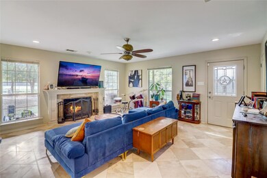 967 Arvel Cir, Azle, TX 76020 - photo 6