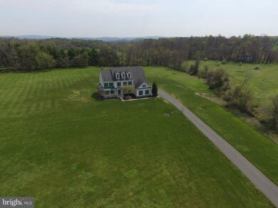 18234 Oakridge Hamlet Place, Purcellville, VA 20132 - photo 2