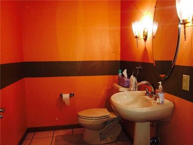 Partial Bath.