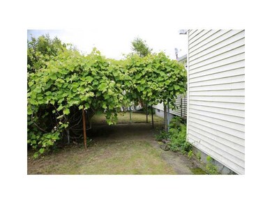 69 Bolton Ave, Providence, RI 02908 - photo 4