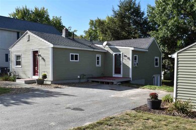 58 Pennichuck St, Nashua, NH 03064 - photo 2
