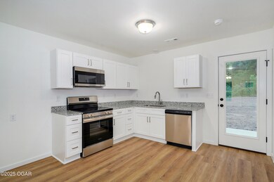 2636 E 4th St, Joplin, MO 64801 - photo 7