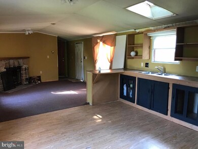 68 Spring Hill Rd, Hereford, PA 18056 - photo 3