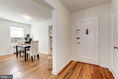 2217 Washington Ave unit W-202, Silver Spring, MD 20910 - photo 3