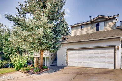 Exterior Front/ 2 car garage