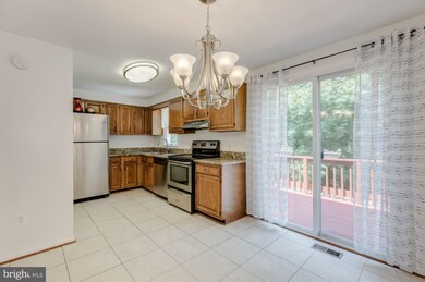 8948 Waites Way, Lorton, VA 22079 - photo 5