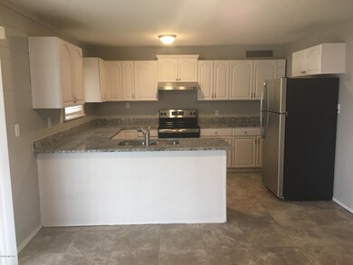 P1677116-Kitchen-463694
