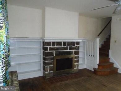 418 Laurel Rd, Lansdowne, PA 19050 - photo 4