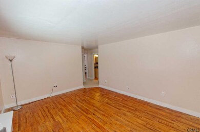 22 Reynolds Rd, Troy, NY 12180 - photo 5