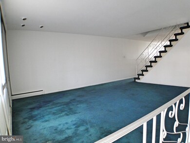 3806 Nedla Rd, Philadelphia, PA 19154 - photo 5