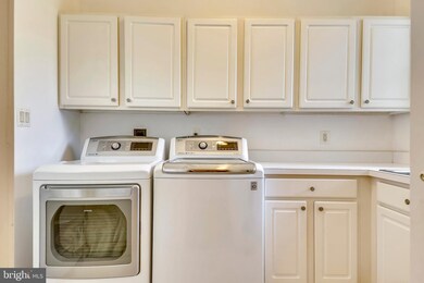 610 Traveller Ct, Lothian, MD 20711 - photo 5