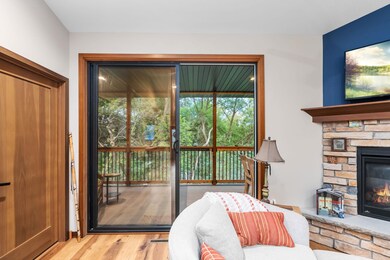 401 Inverness Terrace Ct unit 5, Baraboo, WI 53913 - photo 4