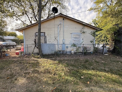 413 M St NE, Ardmore, OK 73401 - photo 4
