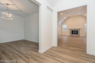 225 E Predmore Rd, Oakland, MI 48363 - photo 6