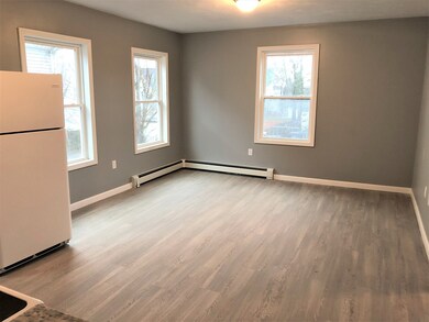 542 Bay St unit 3, Taunton, MA 02780 - photo 3