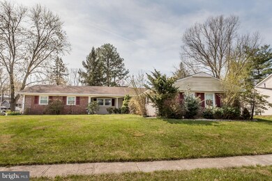 12913 Cheswood Ln, Bowie, MD 20715 - photo 2