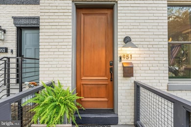 951 14th St SE, Washington, DC 20003 - photo 2