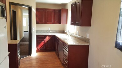 932 W Cedar St, Compton, CA 90220 - photo 4