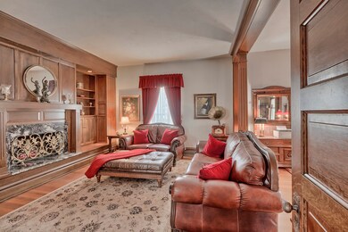 205 E Scott St, Tuscola, IL 61953 - photo 6