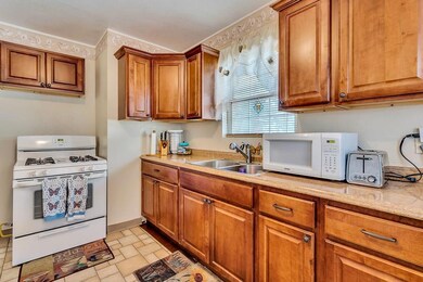 7745 Mustang Ave, El Paso, TX 79915 - photo 6