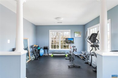 2124 Loring Cir, Charlottesville, VA 22901 - photo 5