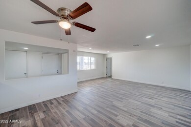 404 N Crismon Rd-6