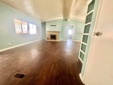 4568 W Rosamond Blvd unit 11, Rosamond, CA 93560 - photo 6