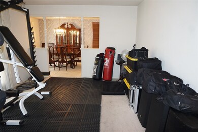 1054 Bethlehem St, Houston, TX 77018 - photo 5