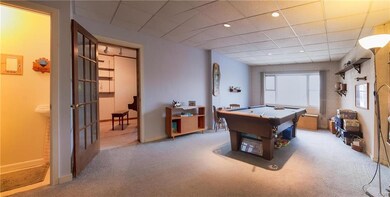 784 S 8th St, Allentown, PA 18103 - photo 5