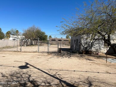 1826 S 5th Ave, Tucson, AZ 85713 - photo 3