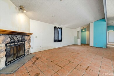 10240 E Avenue f8, Lancaster, CA 93535 - photo 6