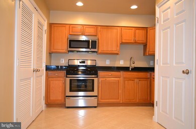 6908 Flagstaff St, Hyattsville, MD 20785 - photo 7