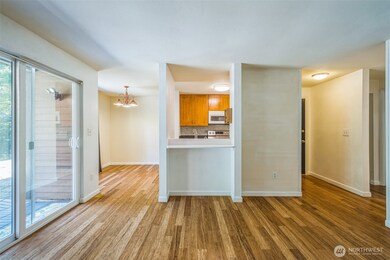 7311 224th St SW unit C5, Edmonds, WA 98026 - photo 4