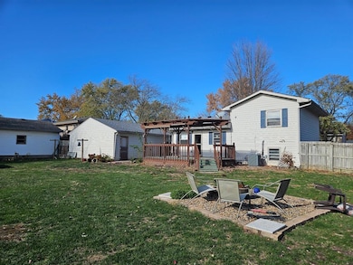 160 Corene Ave, Waukee, IA 50263 - photo 5