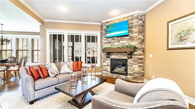 1612 SW Whistle Dr, Lees Summit, MO 64082 - photo 5