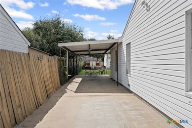 1313 Dartmouth St, Waco, TX 76711 - photo 5