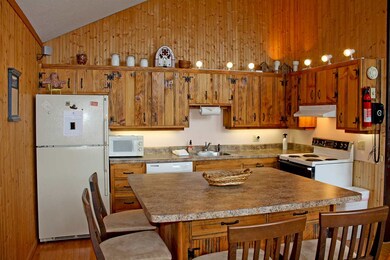 32 Smith Rd, Ludlow, VT 05149 - photo 5