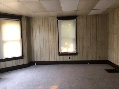 825 Plymouth Ct NW, Canton, OH 44703 - photo 6