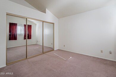 LARGE GUEST BED