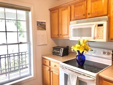 9 Fecteau Cir unit 5, Barre, VT 05641 - photo 6