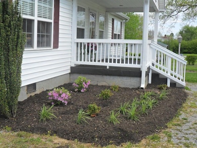 826 S Cannon Blvd, Shelbyville, TN 37160 - photo 2