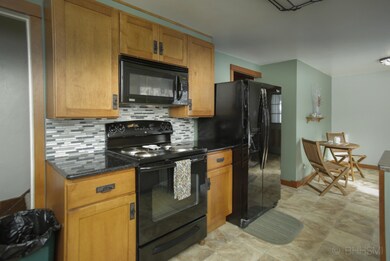 531 10th street-107
