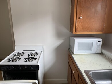 8 Pine Ave unit A, Arlington, MA 02474 - photo 4